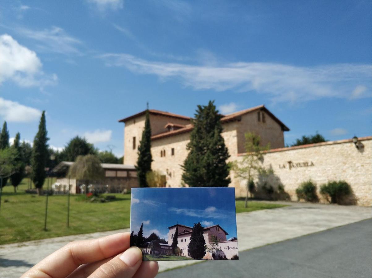 Posada Torre Palacio La Taxuela Villanueva la Lastra Ngoại thất bức ảnh