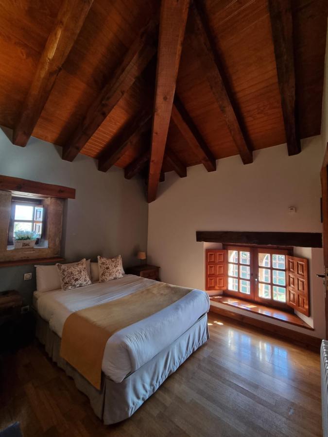 Posada Torre Palacio La Taxuela Villanueva la Lastra Ngoại thất bức ảnh